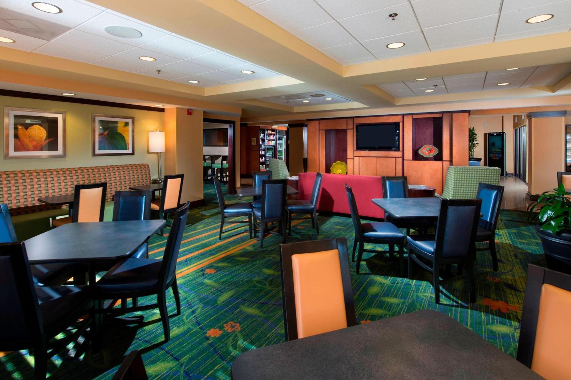 Fairfield Inn & Suites By Marriott Charleston Airport/Convention Center North Charleston Esterno foto