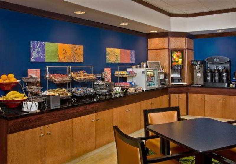 Fairfield Inn & Suites By Marriott Charleston Airport/Convention Center North Charleston Esterno foto